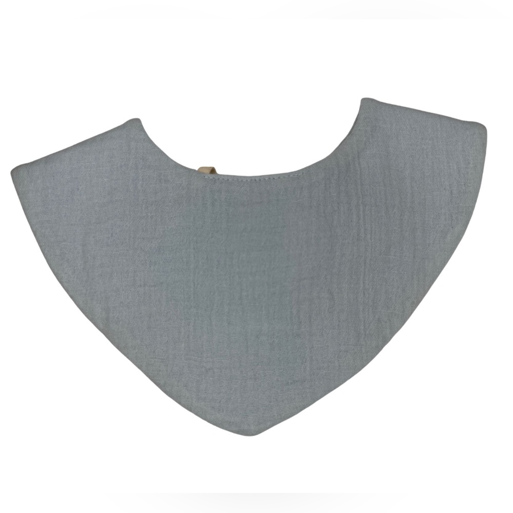 SAMPLE - HutteliHut - LULU bib - Light Blue